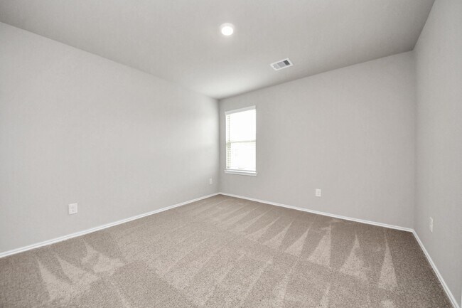 Building Photo - 21235 Mem Vis Dr