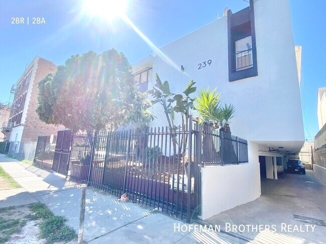 Building Photo - 239 S Harvard Blvd