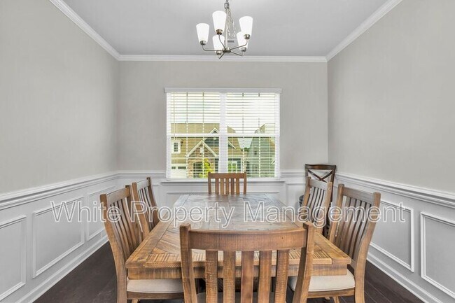 Building Photo - 15007 Arlington House Dr