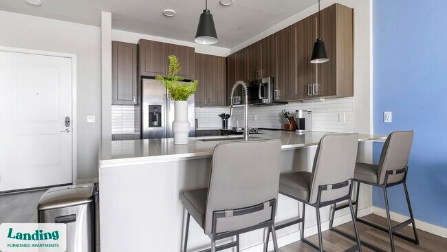 Building Photo - 6850 Foxtail Palm Wy