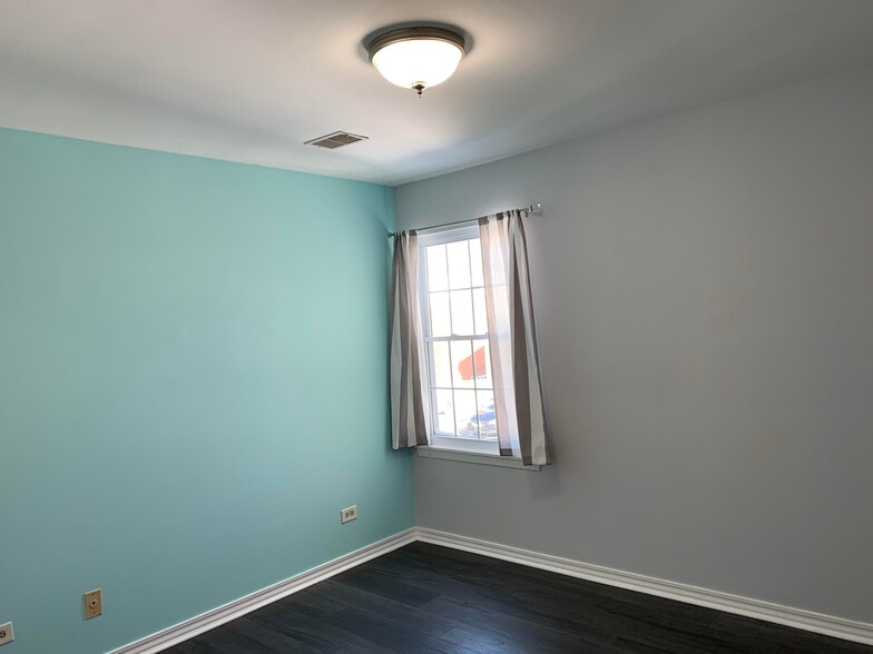 Building Photo - 1426 E Wyndham Cir