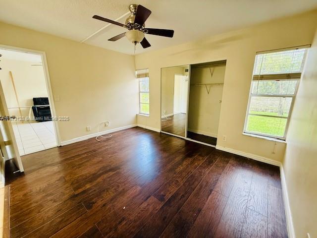 Building Photo - 10173 Twin Lakes Dr