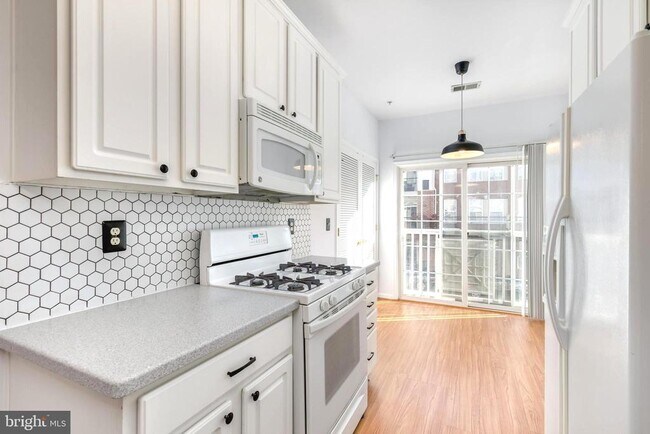 Building Photo - 11622 Cavalier Landing Ct