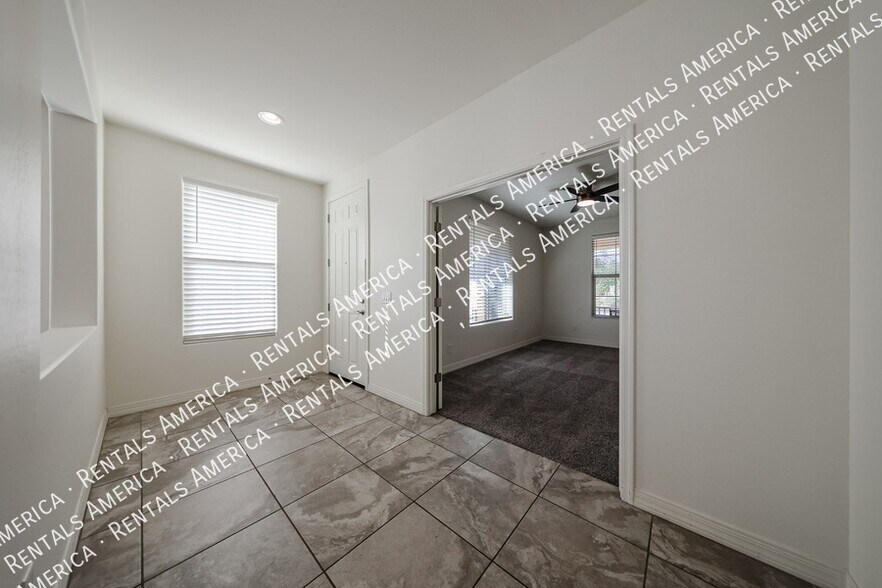 Building Photo - 17965 W Encinas Ln