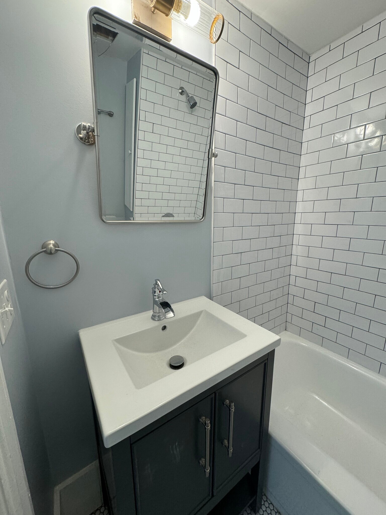 Building Photo - 134 Middle St