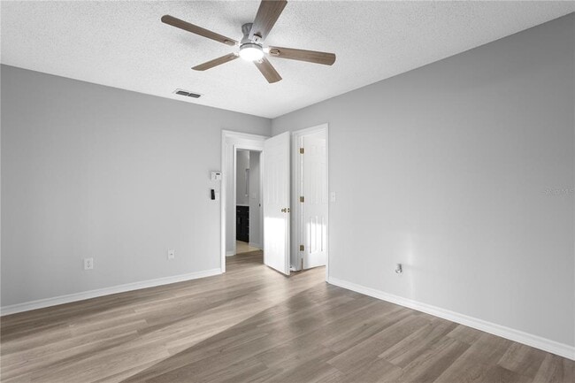 Building Photo - 5852 Shale Ct