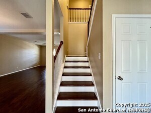 Building Photo - 6811 Karnes Leaf