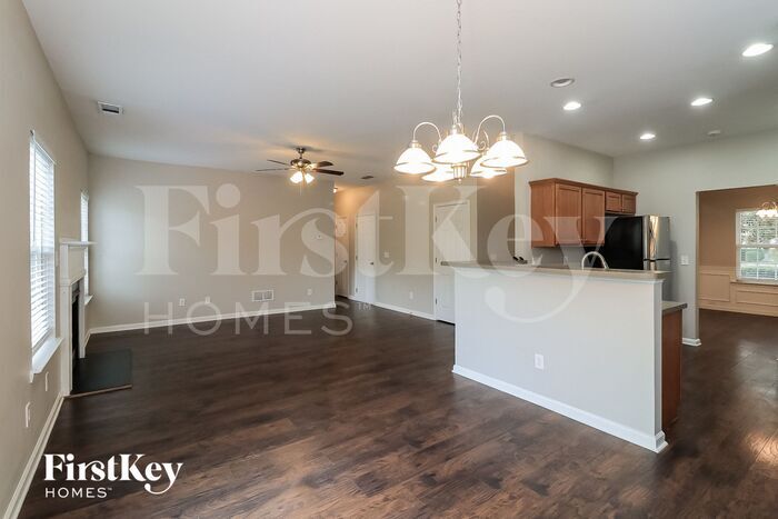 Building Photo - 314 Tuggle Ct
