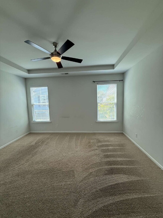 Building Photo - "Charming 3-Bedroom Beaufort Retreat in Picket Fences!!"