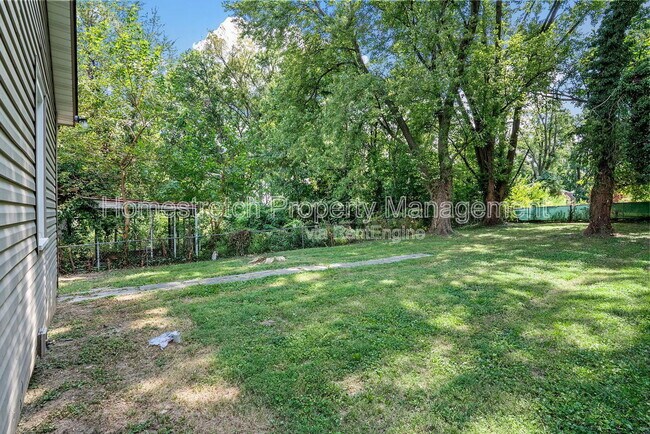 Building Photo - 7122 Dawson Pl