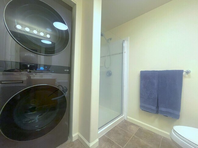 Building Photo - 3 Bedroom/2 Bathroom at Villas at Kahana R...