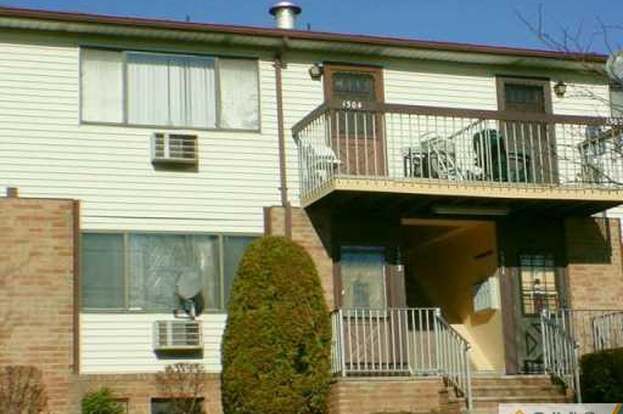 Building Photo - 1222 Cricket Ln