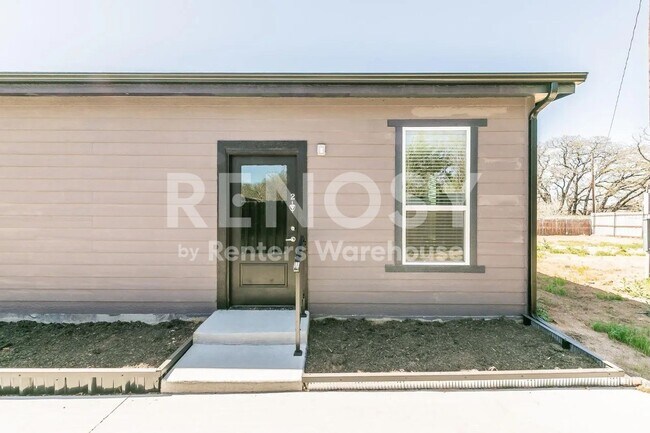 Building Photo - Modern Country Living – Spacious 1BR/1BA with Fresh Updates in Newark, TX!