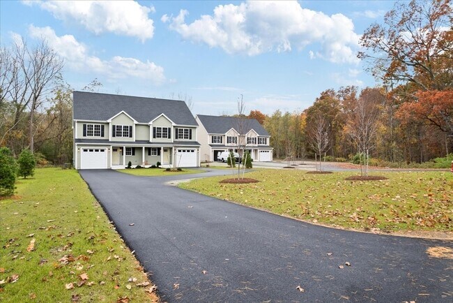 Building Photo - 515 Mendon Rd