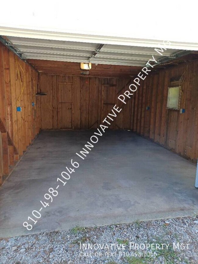 Building Photo - 1133 W Buder Ave