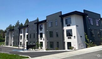 Building Photo - The Flats on Rustle