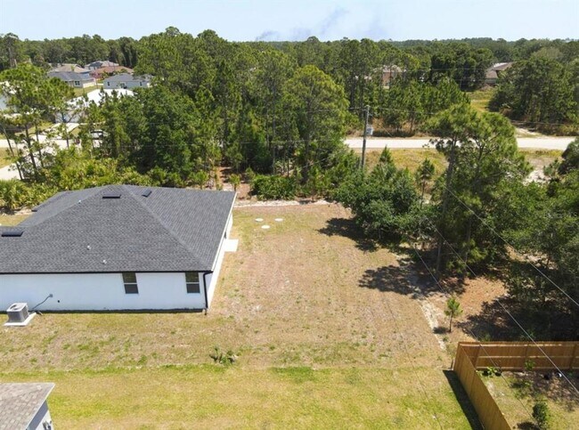 Building Photo - 410 Flat River St SW