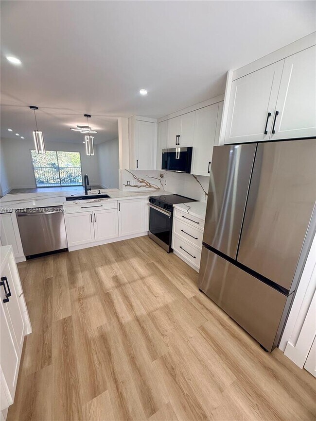 Building Photo - 1151 SW 128th Terrace