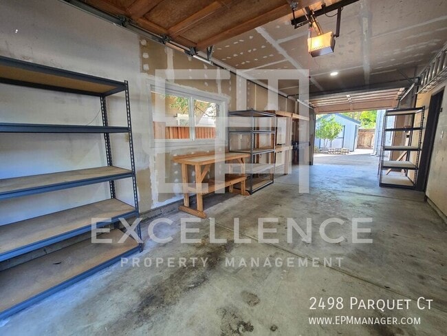 Building Photo - 2498 Parquet Ct
