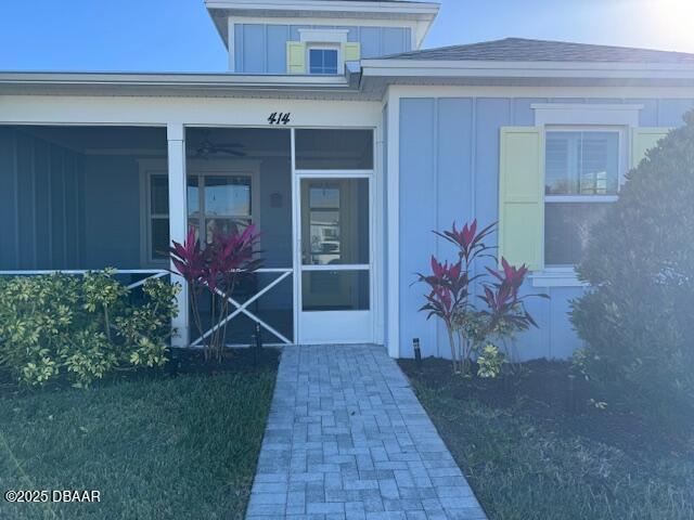 Building Photo - 414 Parrot Ln