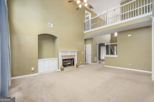 Building Photo - 3308 Sanborne Terrace