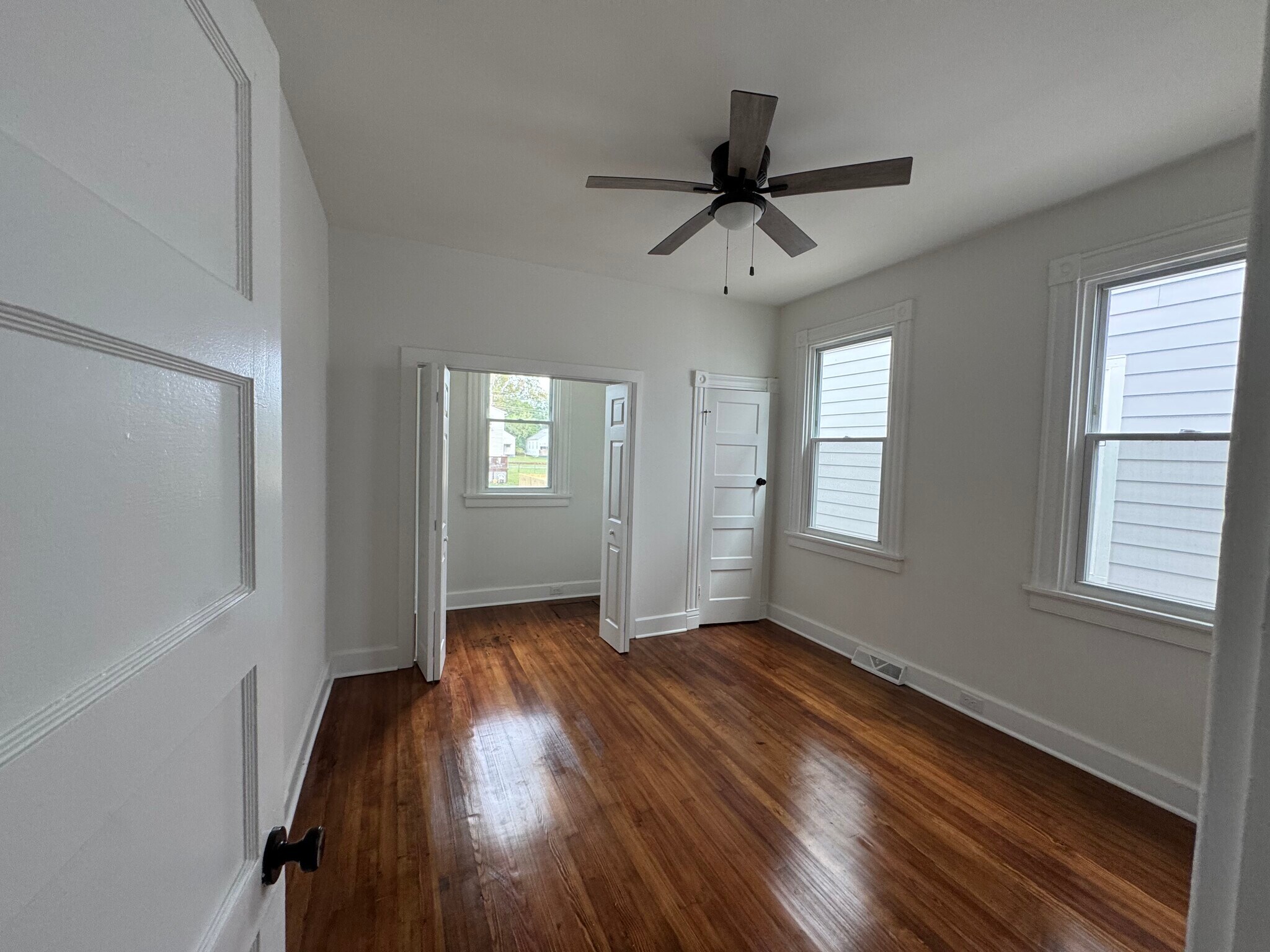 Building Photo - 1226 N 36th St