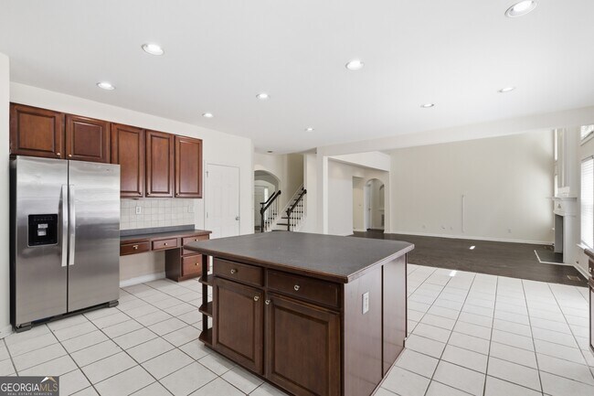 Building Photo - 1702 Clay Brooke Ct SE