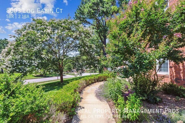 Building Photo - 8003 Log Cabin Ct