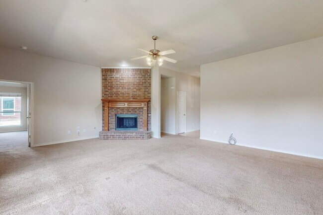 Building Photo - Charming Rockwall Home on Spacious Lot