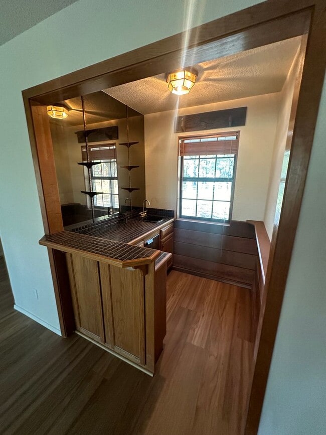 Building Photo - Beautiful HOME with almost 4 acres !! with 30x40 SHOP 3 bed 2 bath 2 car