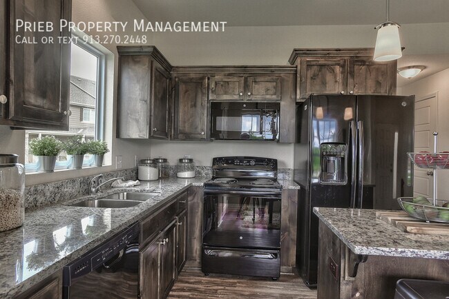 Building Photo - 12665 S Noreston St