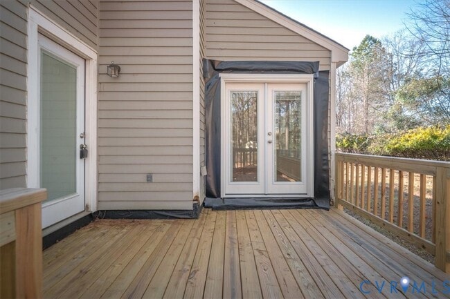 Building Photo - 5600 Woods Walk Rd