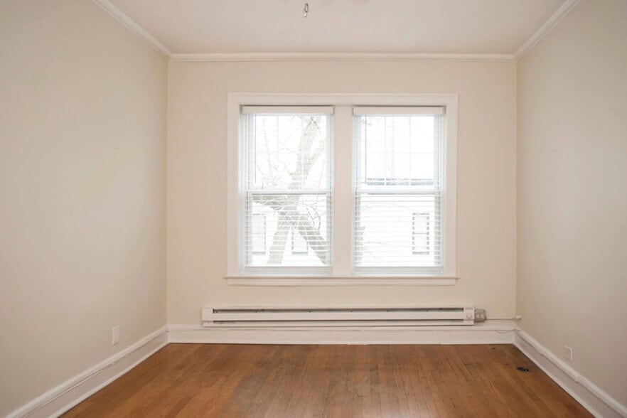 Building Photo - 2151 N Fremont St