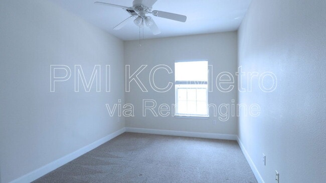 Building Photo - 11624 Tomahawk Creek Pkwy