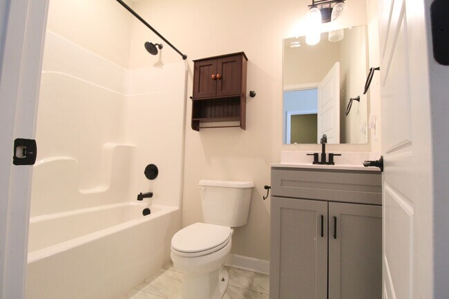 Building Photo - Spacious 4 Bedroom, 3.5 Bath Townhome with...