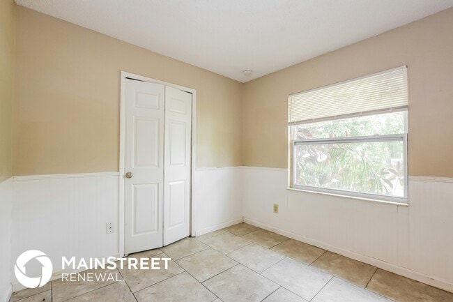 Building Photo - 574 Sundown Ct