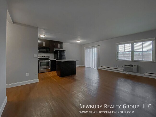 Building Photo - 1816 Chessland St