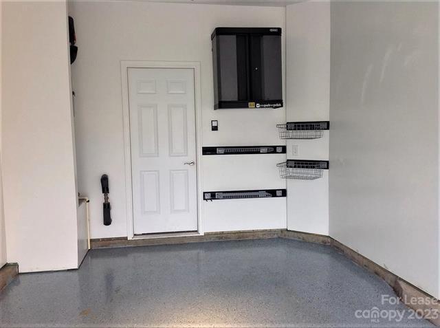 Building Photo - 4282 Park South Station Blvd