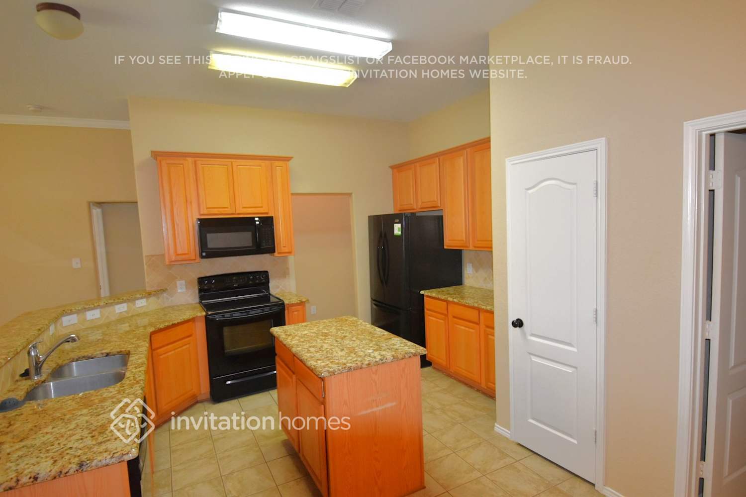 Building Photo - 113 Singletree Ln