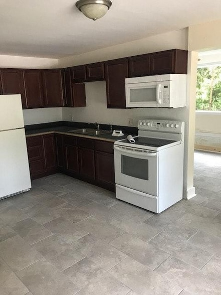 Building Photo - 717 E 6th Ave