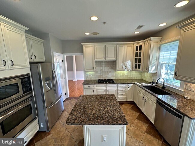 Building Photo - 18429 Polynesian Ln