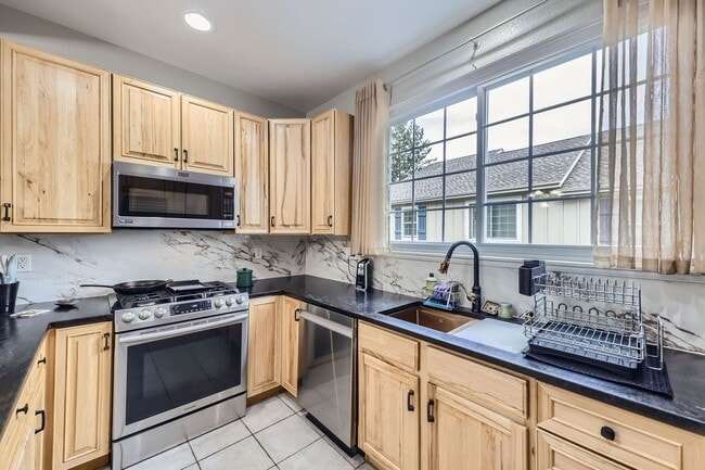 Building Photo - 6220 Salvia St
