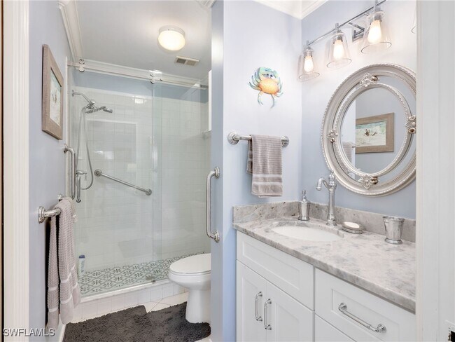 Building Photo - 725 Saratoga Cir