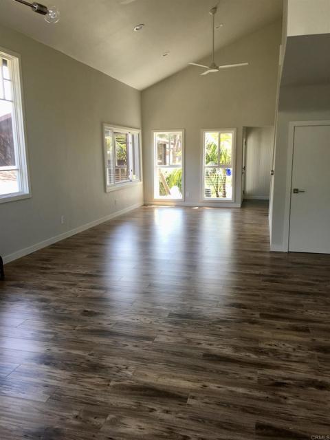 Building Photo - 148 Europa St