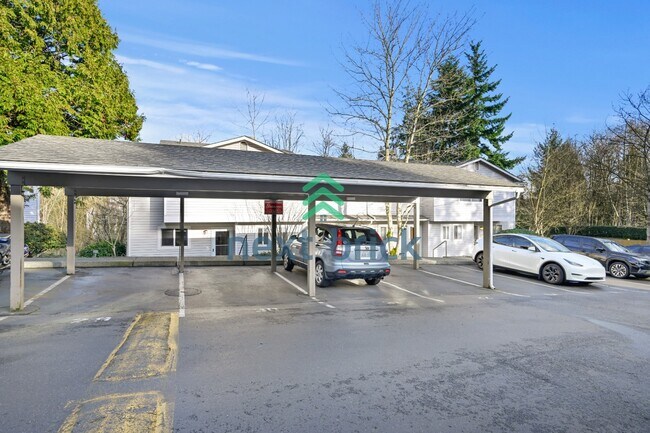 Building Photo - A Cozy 3 Bedroom and 2.5 Bathroom Property