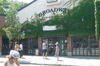 Building Photo - 102 Ellery St