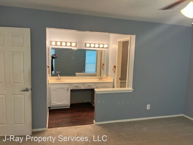 Building Photo - 3 br, 2 bath House - 5070 Red River Trail