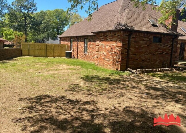Building Photo - 3606 Chester Ln