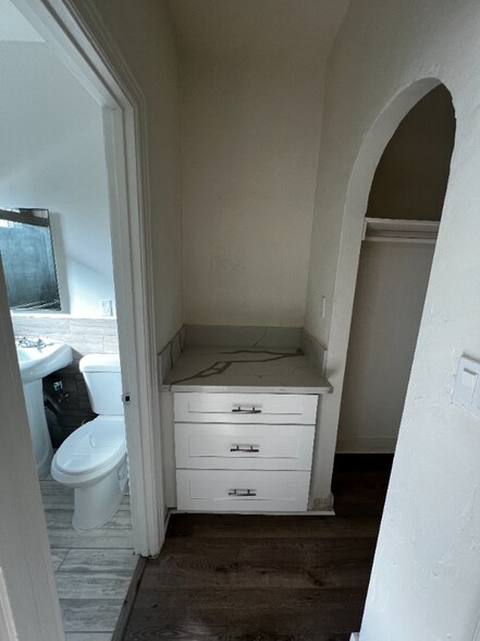 Building Photo - 1740 Winona Blvd