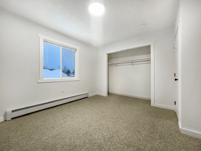 Building Photo - 1225 Karluk St